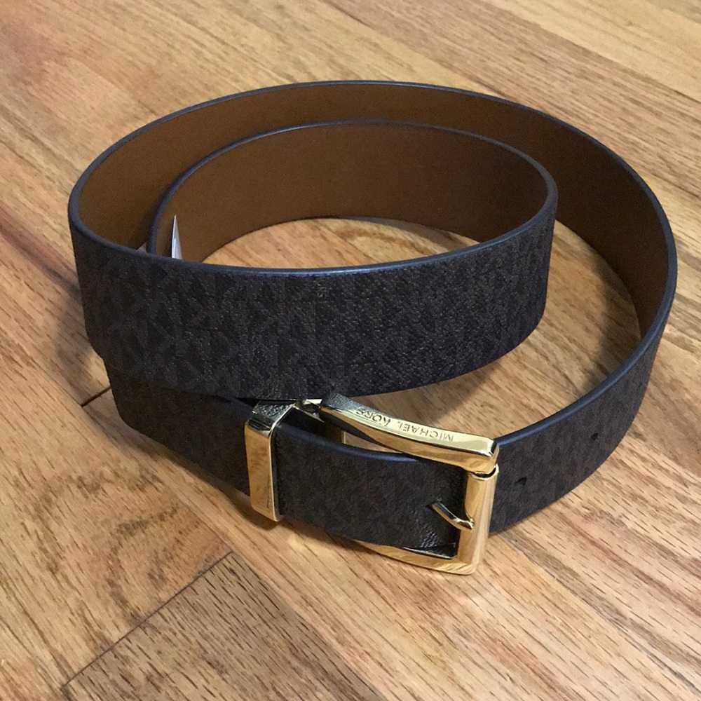 Michael Kors reversible belt
